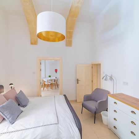 Carmelita Maisonette Валлетта Екстер'єр фото