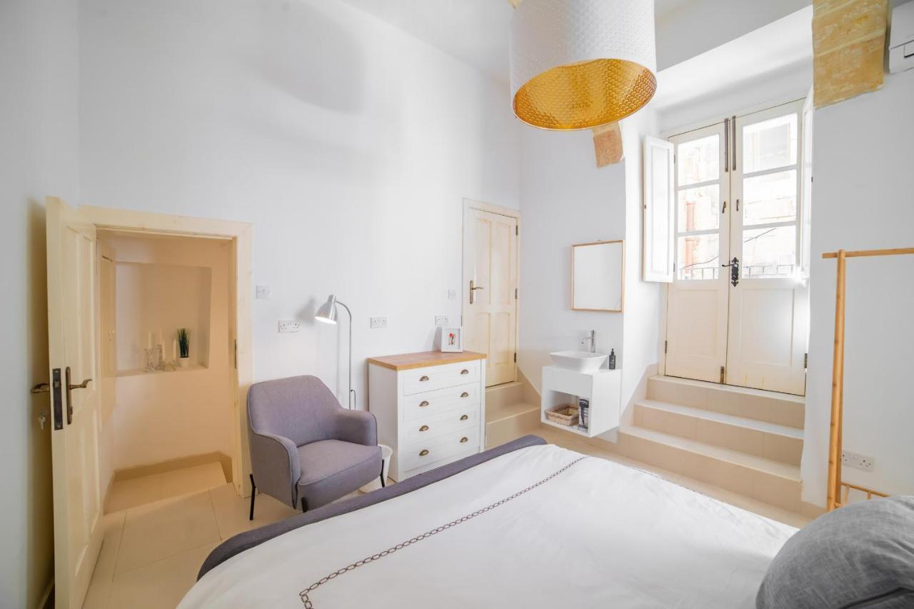 Carmelita Maisonette Валлетта Екстер'єр фото