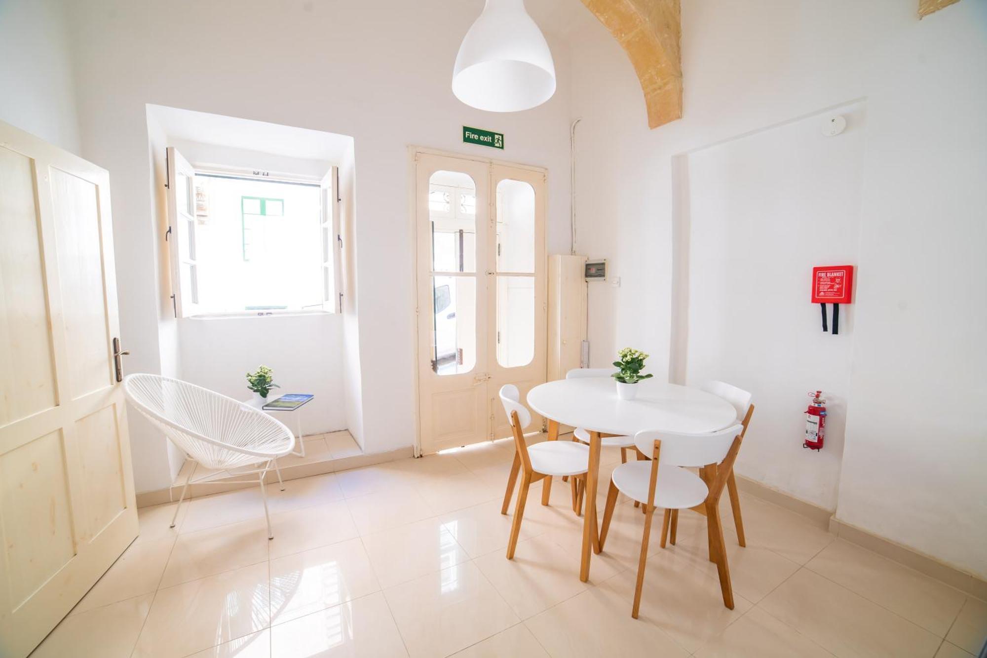 Carmelita Maisonette Валлетта Екстер'єр фото